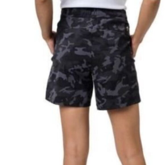 Tuff Athletics Women's Black Camo Quick Dry Active Shorts, size S - Picture 2 of 7